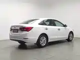 Фото 2 - Buick Excelle