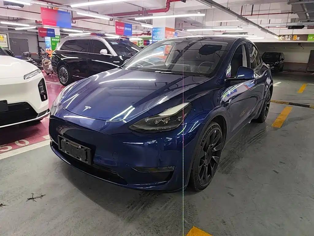 Фото 2 - Tesla Model Y