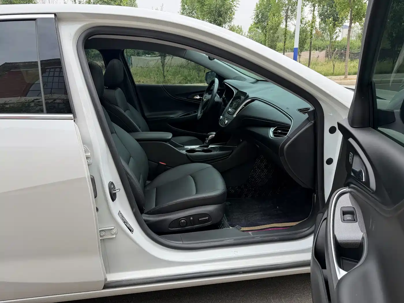 Chevrolet Malibu XL 2025 2023 Redline 2.0T RS Edition