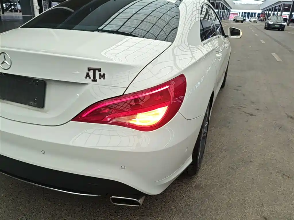 Mercedes-Benz CLA (Import) 2016 CLA 200 Sport фото 8