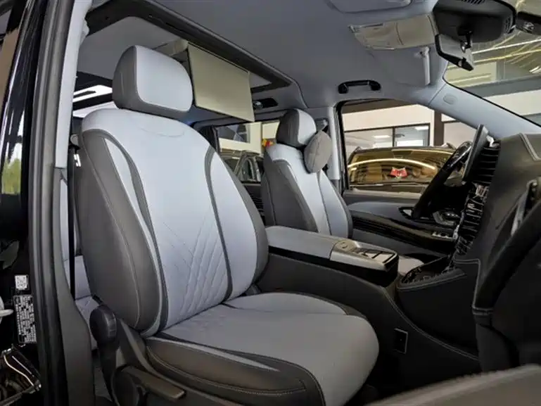 Mercedes-Benz Vito 2021 2.0T Business Edition 7-seater фото 21
