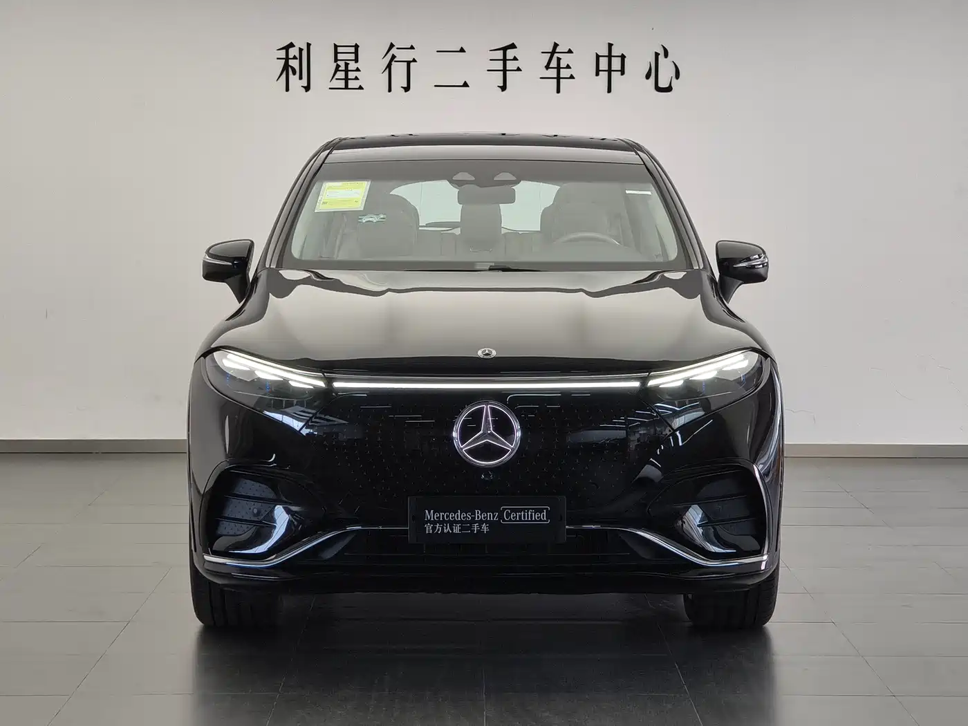 Mercedes-Benz EQS SUV 2025 Model 500 4MATIC фото 5