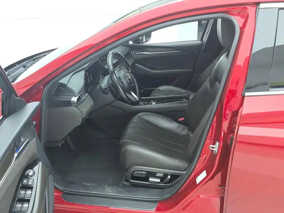 Фото 9 - Mazda Atenza