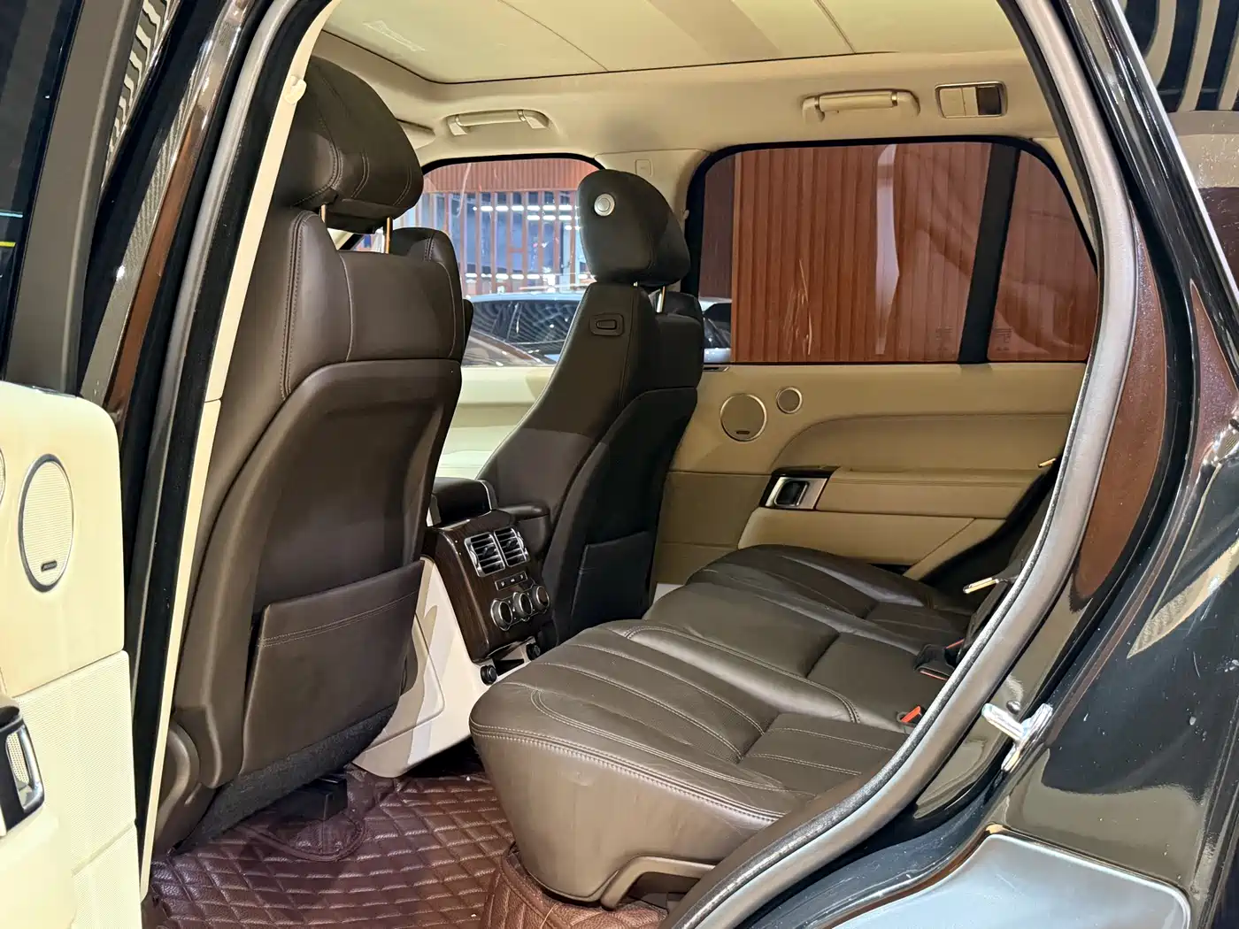 Land Rover Range Rover 2016 3.0 SC V6 Vogue фото 7