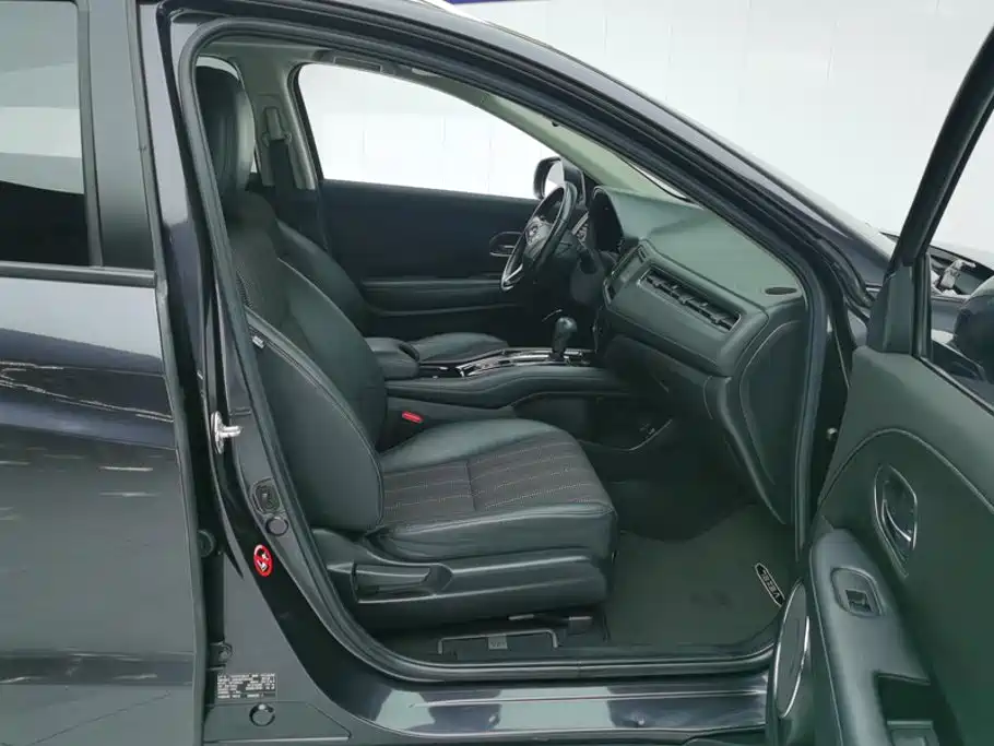 Photo 8 - Honda Vezel