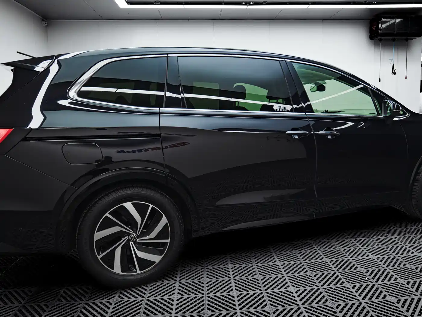 Volkswagen Viloran 2020 330TSI Luxury Edition фото 8