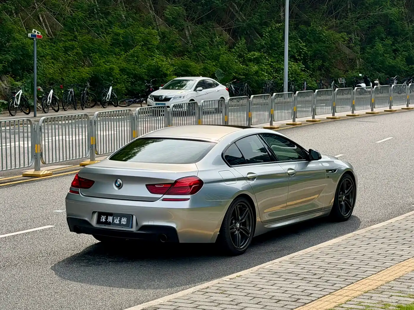 BMW 6 Series 2016 640i Gran Coupe фото 4