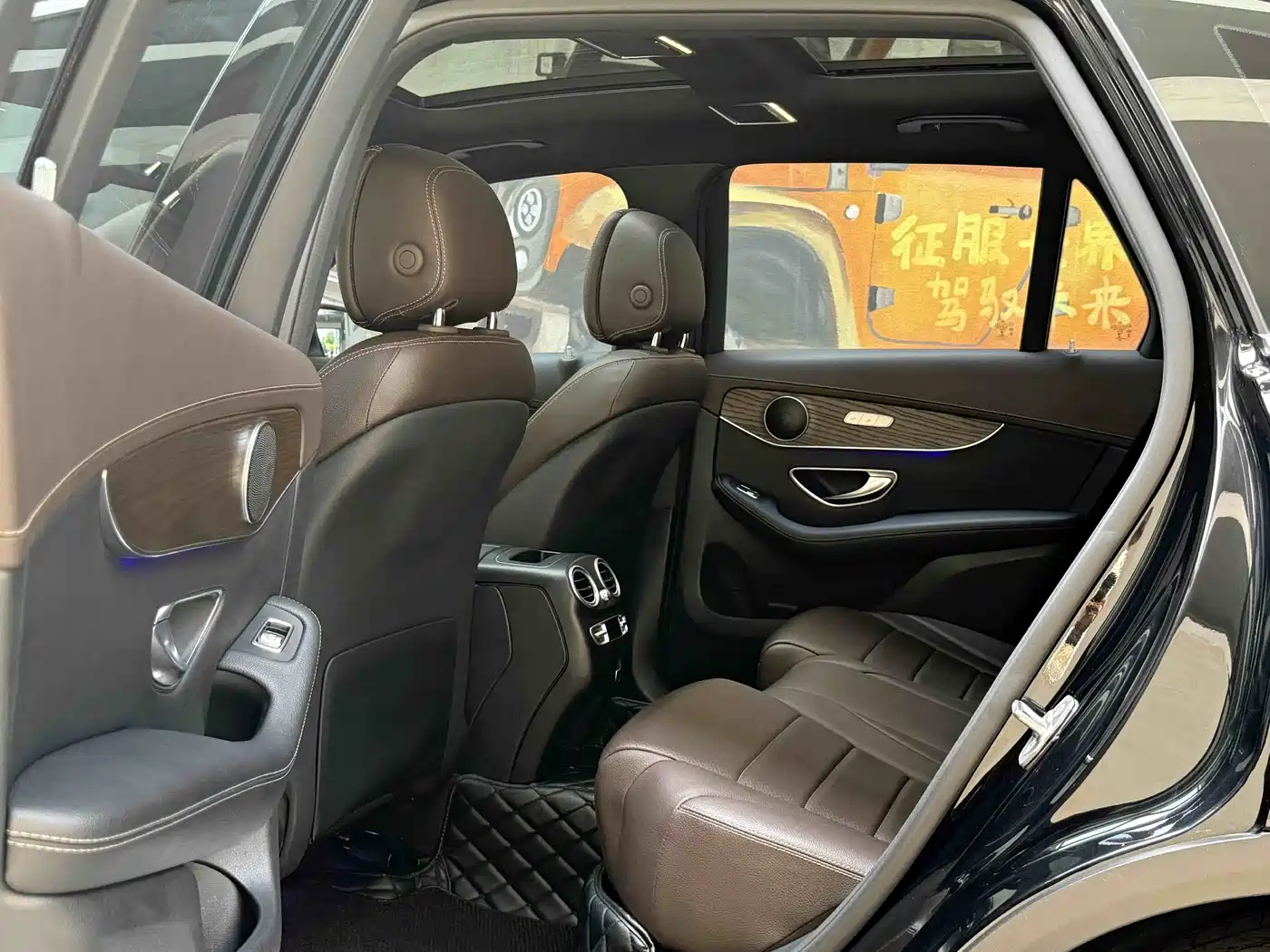 Mercedes-Benz GLC 2022 Facelift GLC 300 L 4MATIC Dynamic Collector's Edition фото 7