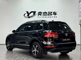 Фото 4 - Volkswagen Touareg