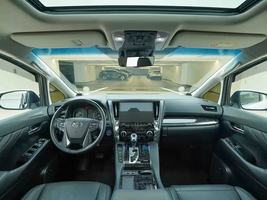 Toyota Vellfire 2021 2021 Crown Hybrid 2.5L HV Luxury Edition