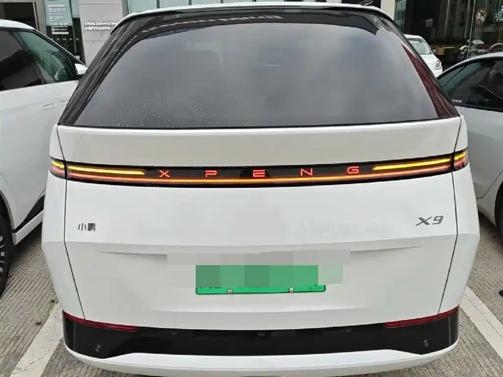 XIAOPENG X9
