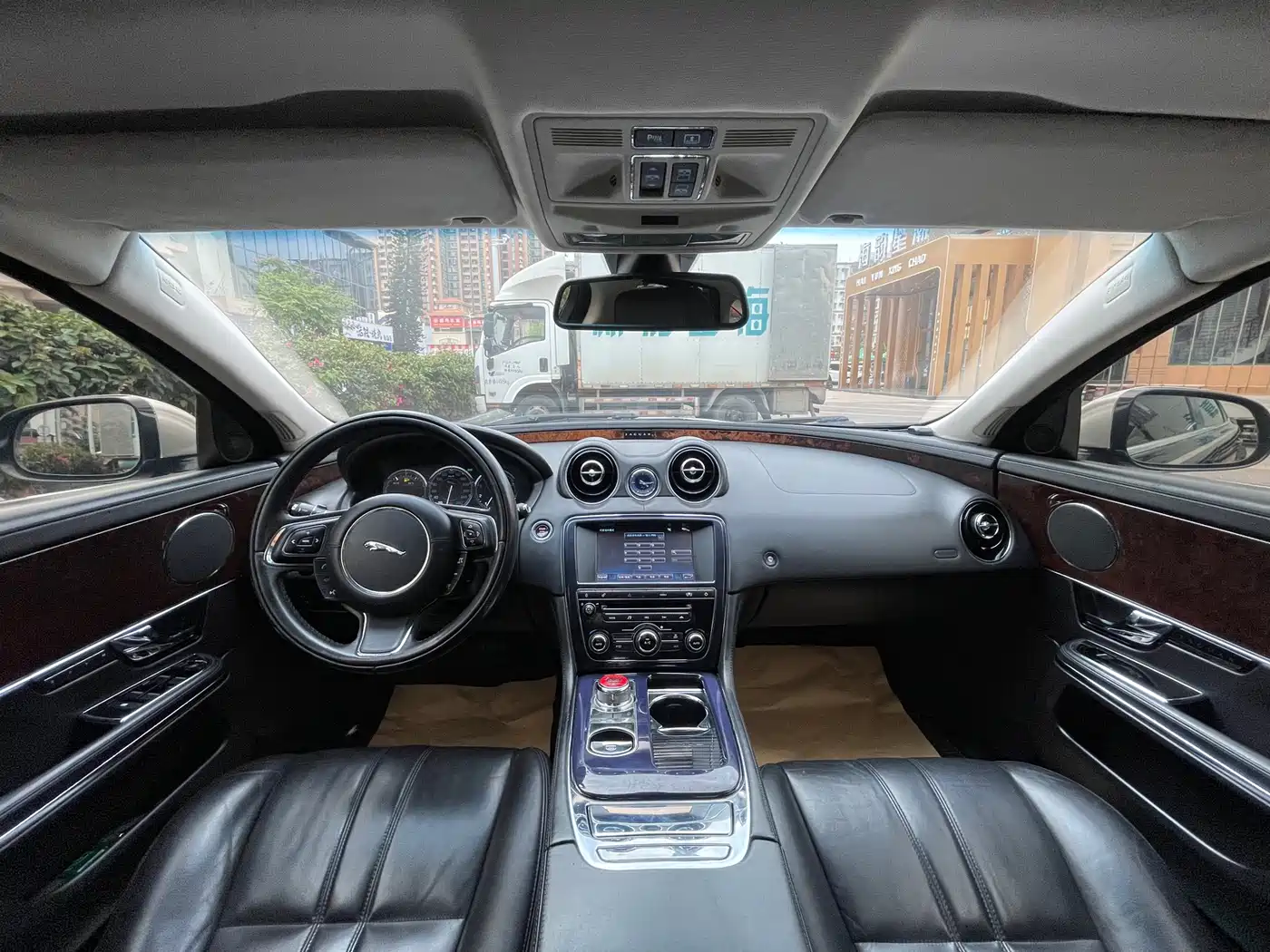 Jaguar XJ 2013 2012 XJL 3.0 Panorama Business