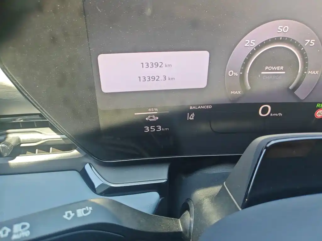 Фото 17 - Audi Q6L e-tron