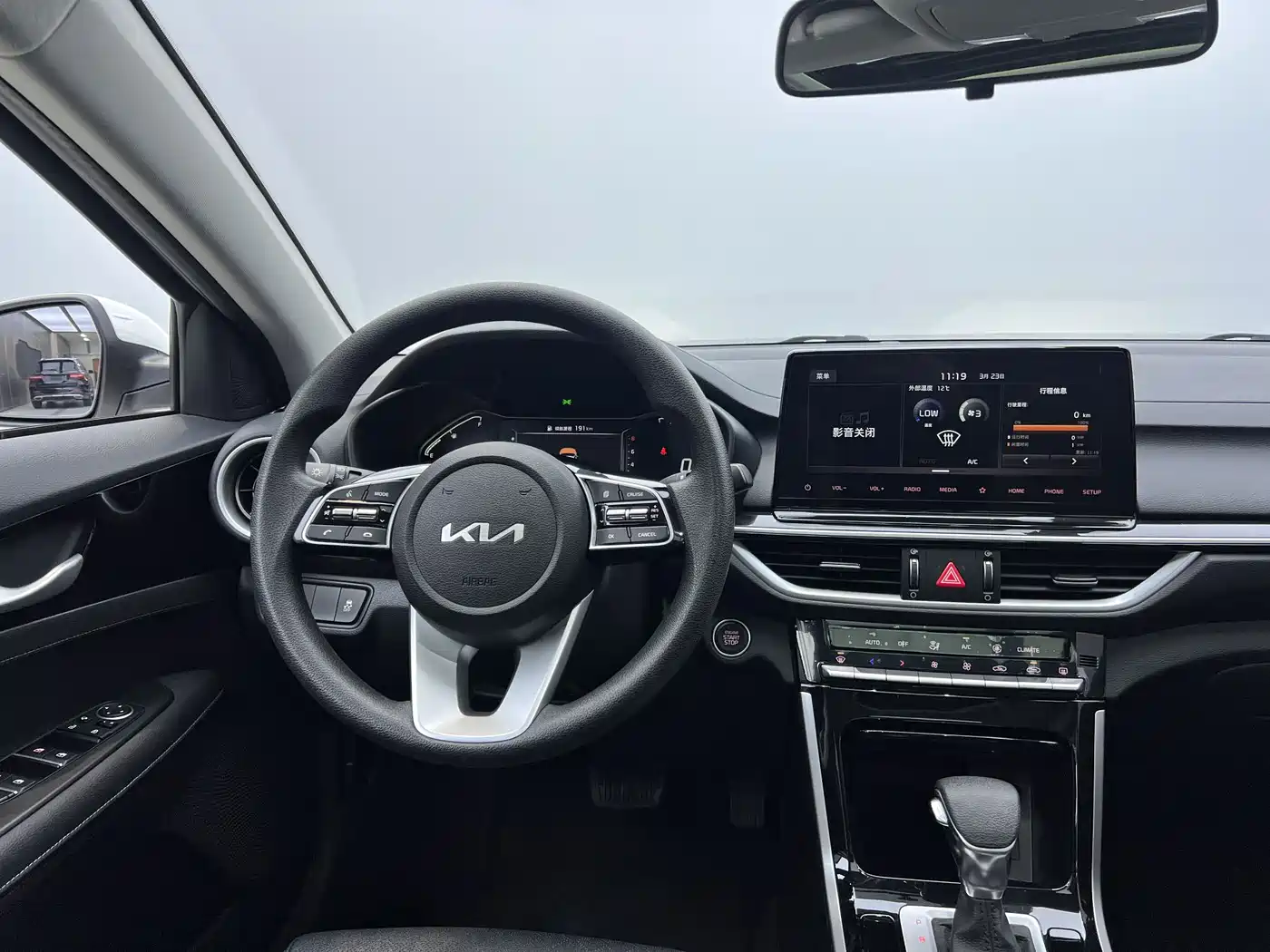 Kia K3 2021 Facelift 1.5L CVT Fashion Edition фото 13