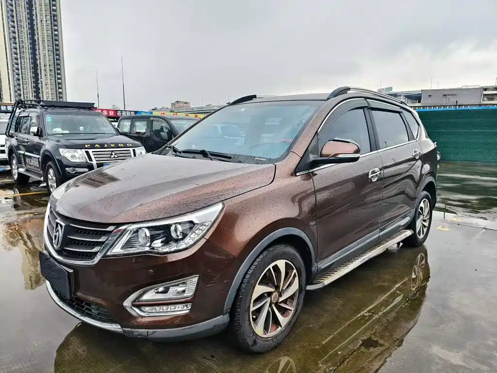 Baojun 560 2017 2016 1.8L iAMT Luxury