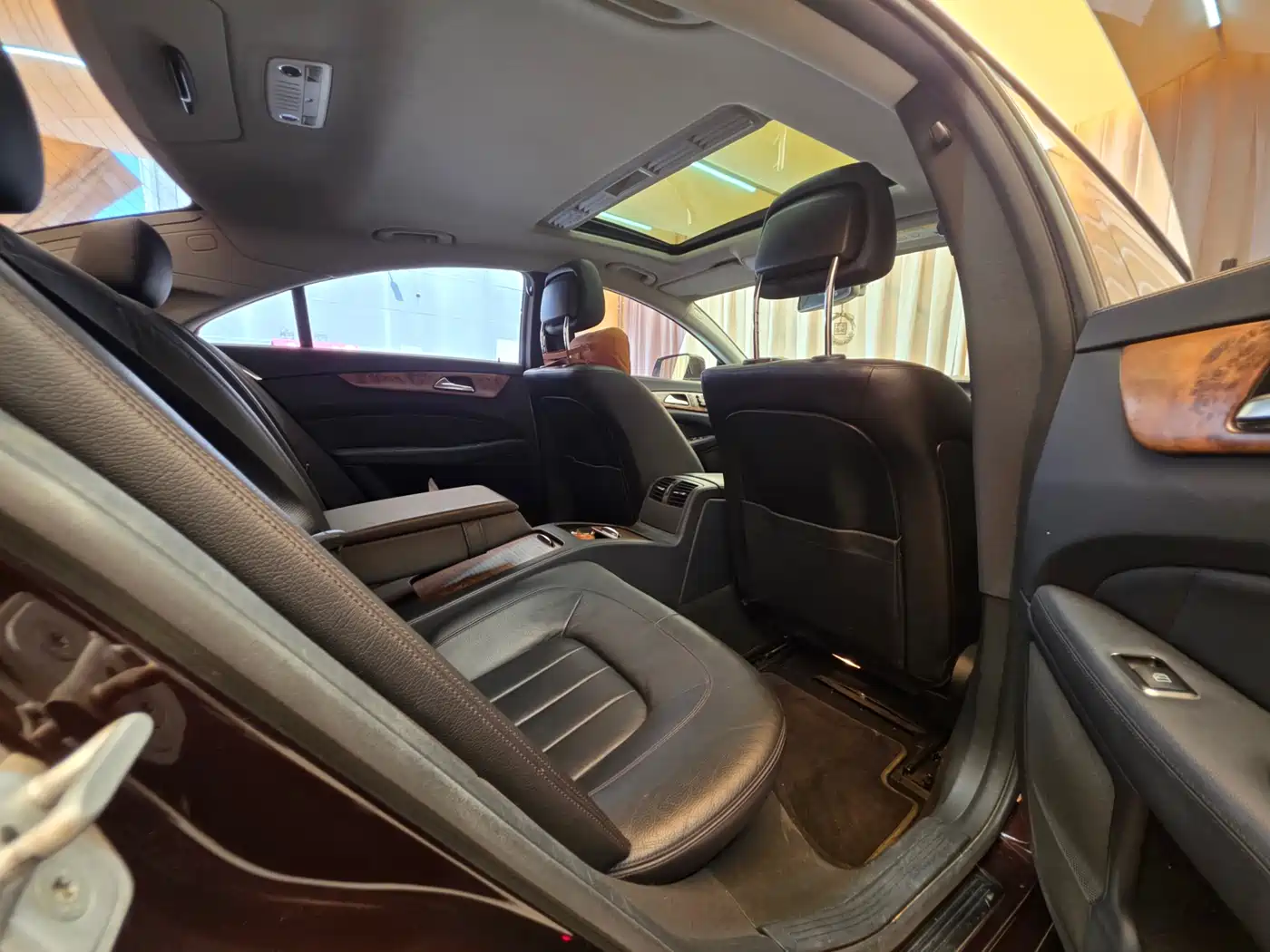 Mercedes-Benz CLS 2012 CLS 300 CGI фото 17