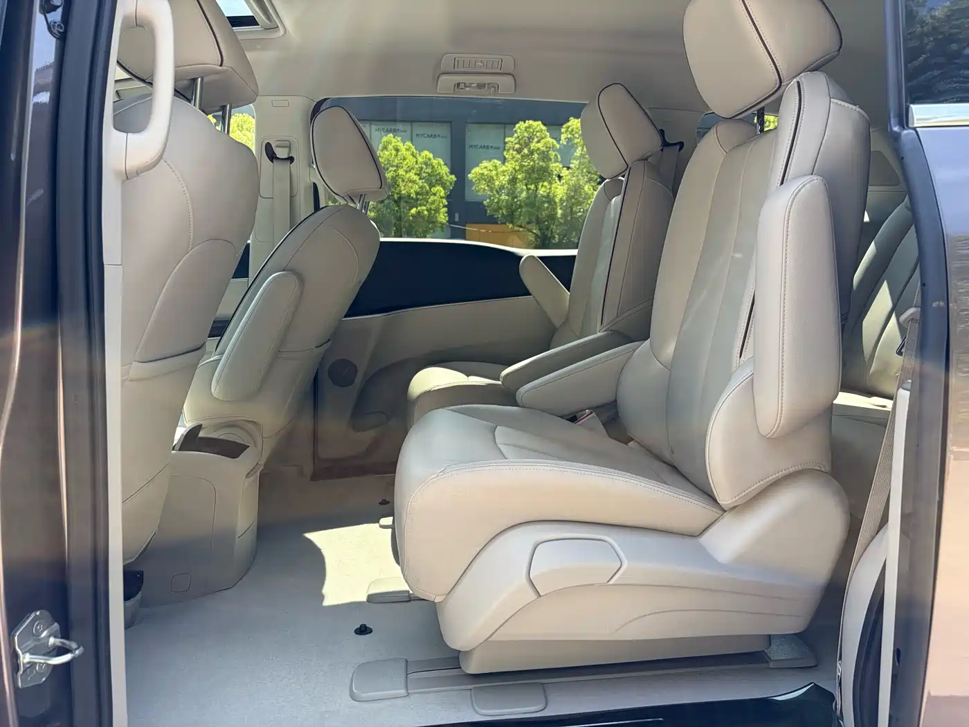 Buick GL8 2021 Land Business Class 652T Luxury фото 17