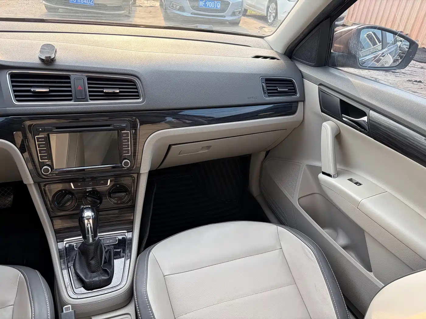 Volkswagen Lavida Tour 2013 1.4TSI Automatic Comfort фото 13