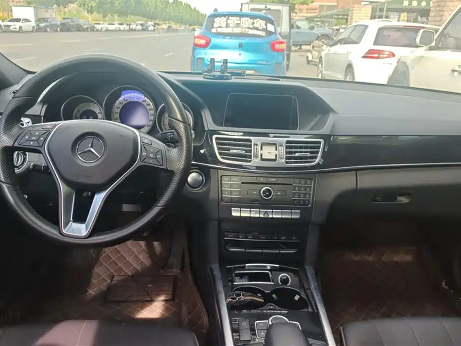Mercedes-Benz E-Class 2015 Facelift E 200 L Sport фото 13
