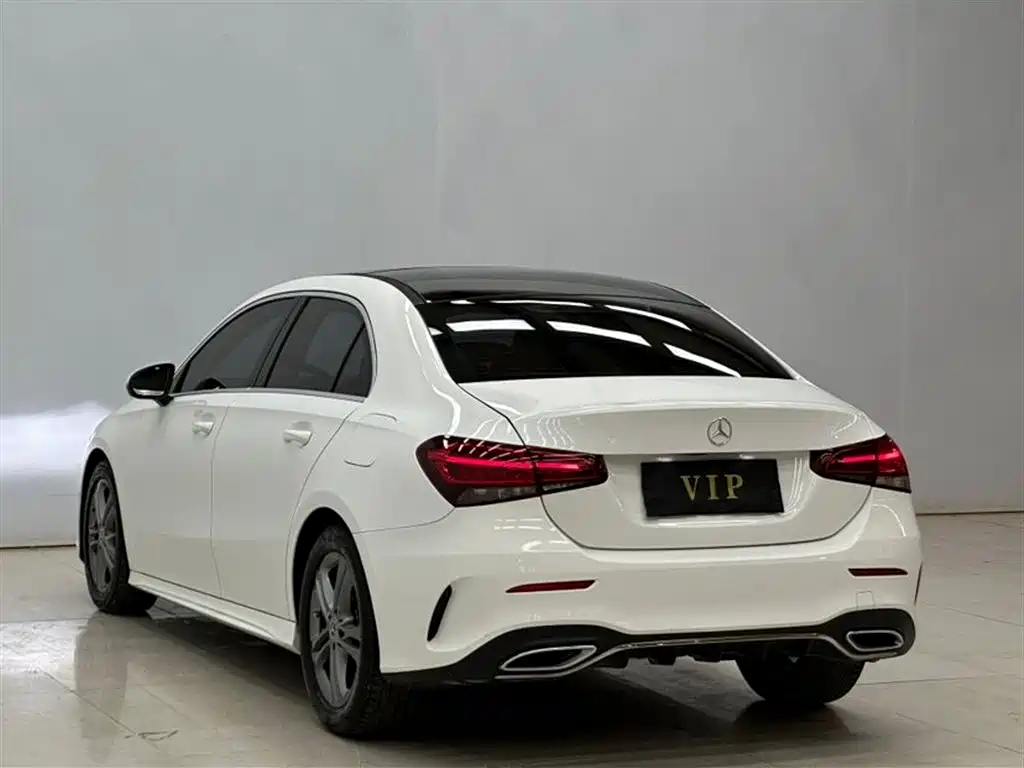Mercedes-Benz A-Class 2022 A 180 L Sport Sedan фото 7