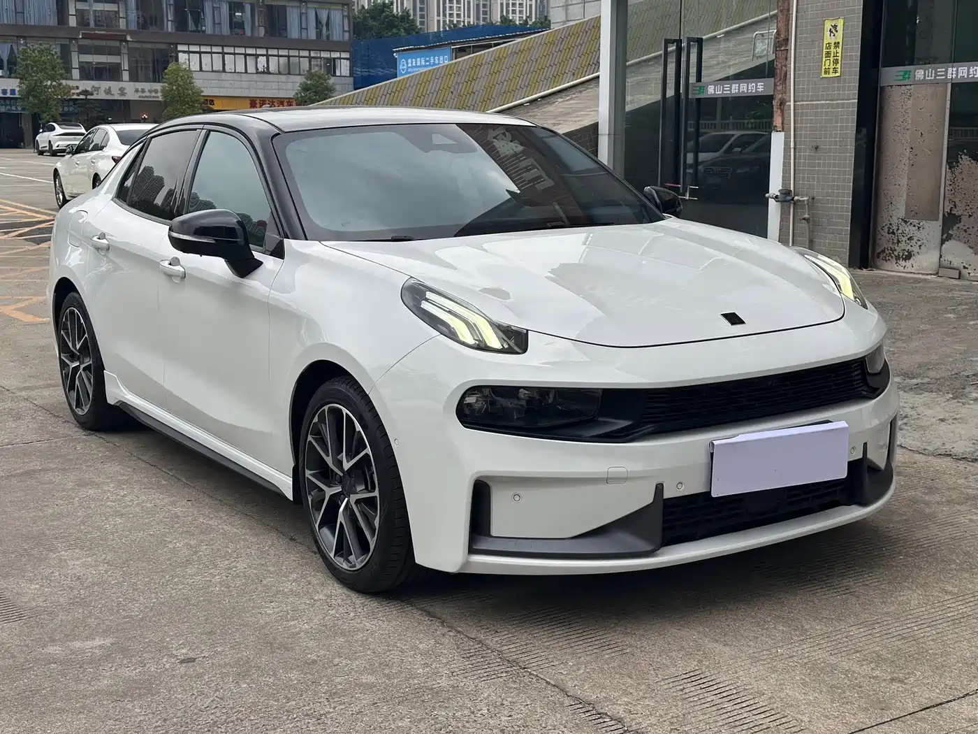 Lynk & Co 03 2020 2.0TD Auto Power Pro Edition фото 3