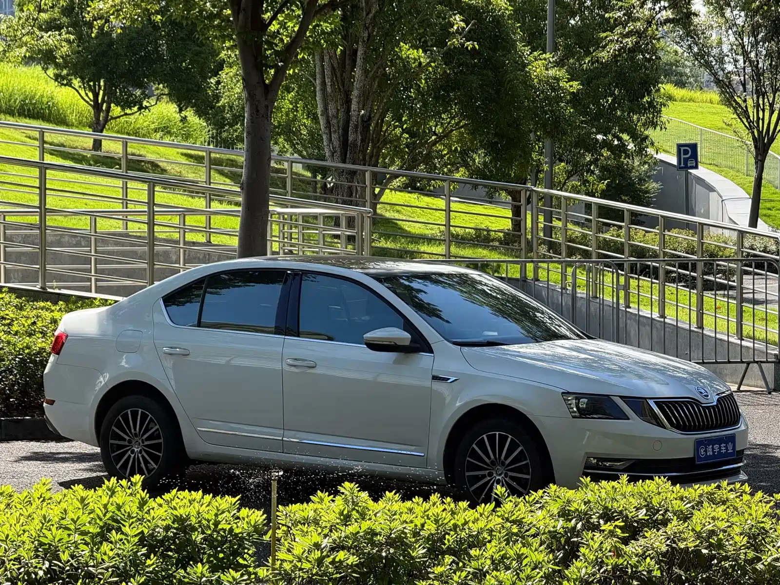 Фото 3 - Škoda Octavia