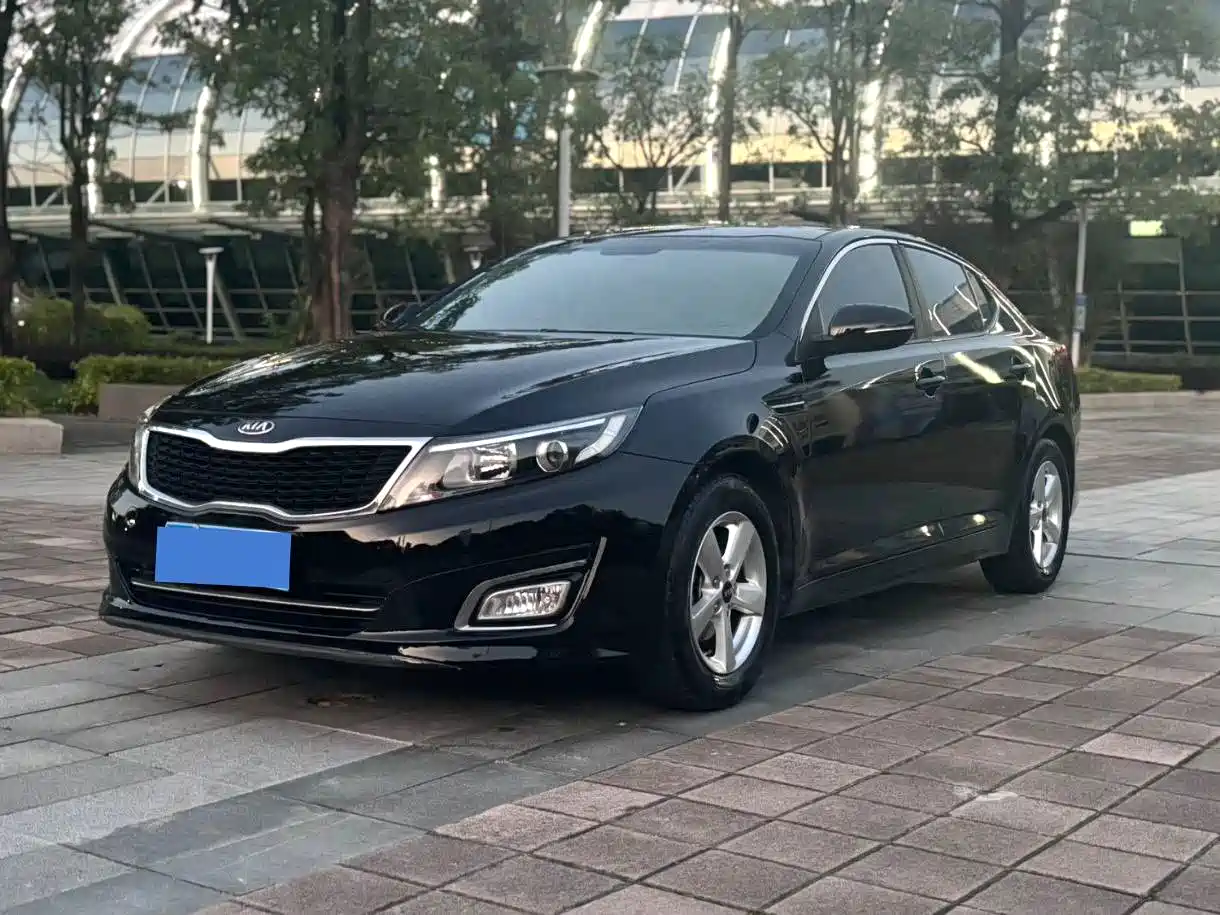 Kia K5 2015 2.0L Automatic GL фото 3