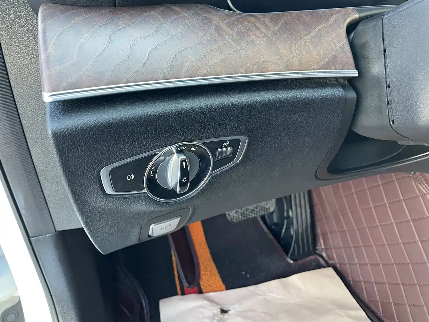 Mercedes-Benz E-Class 2017 E 200 L 4MATIC фото 22