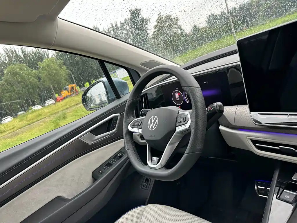 Volkswagen Talagon 2025 2025 450TSI R-Line 6-Seater