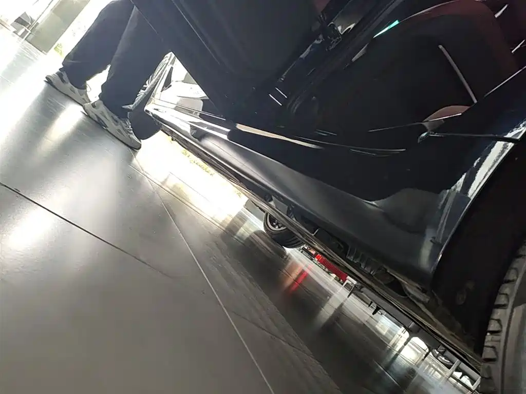 BMW 5 Series 2023 530Li Leading M Sport Package фото 22