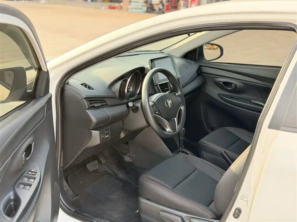 Toyota Vios FS 2021 1.5L CVT Fengchi Edition фото 15