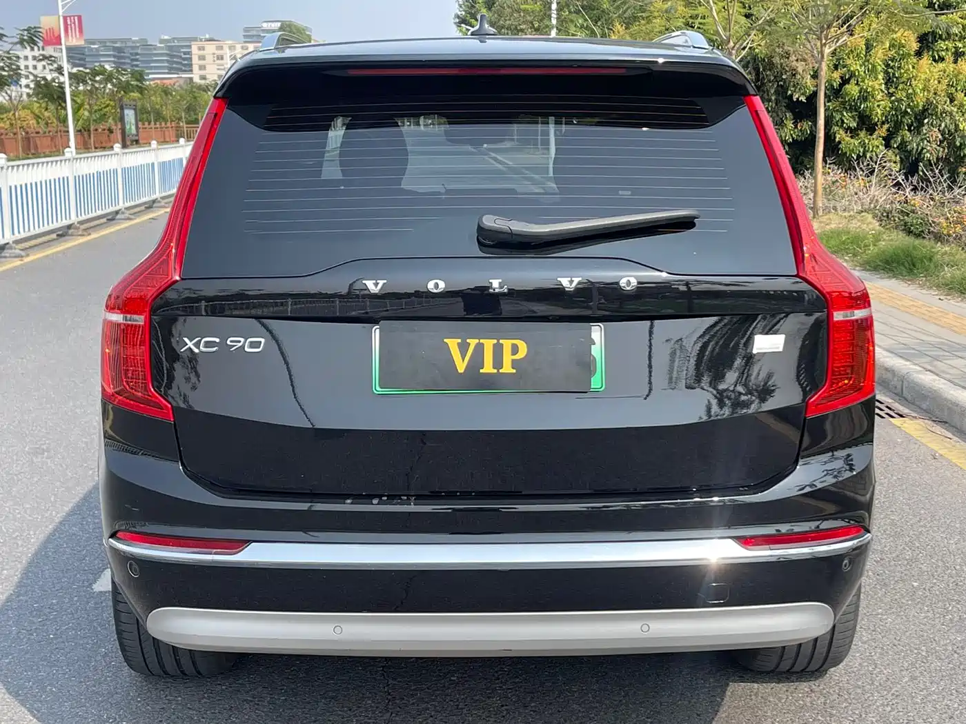 Volvo XC90 Plug-in Hybrid 2022 2022 Facelift E-Drive Hybrid T8 Intelligent Premium Luxury 7-Seater