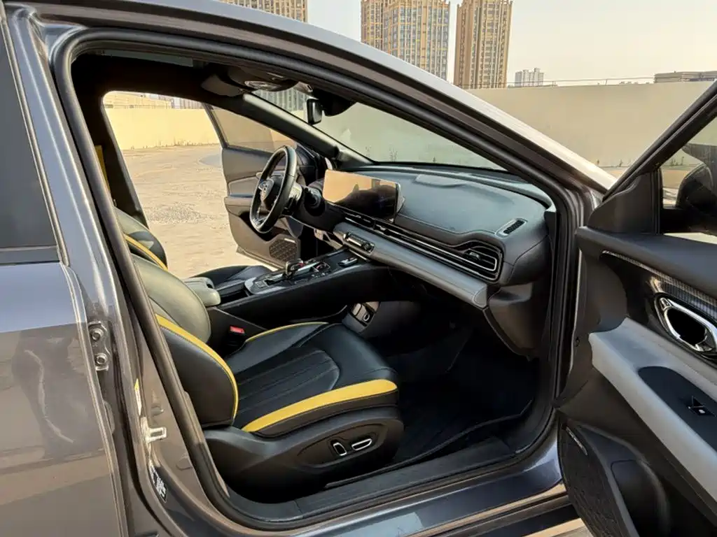 GAC Trumpchi Trumpchi Emkoo 2021 2021 270T DCT J16 Edition