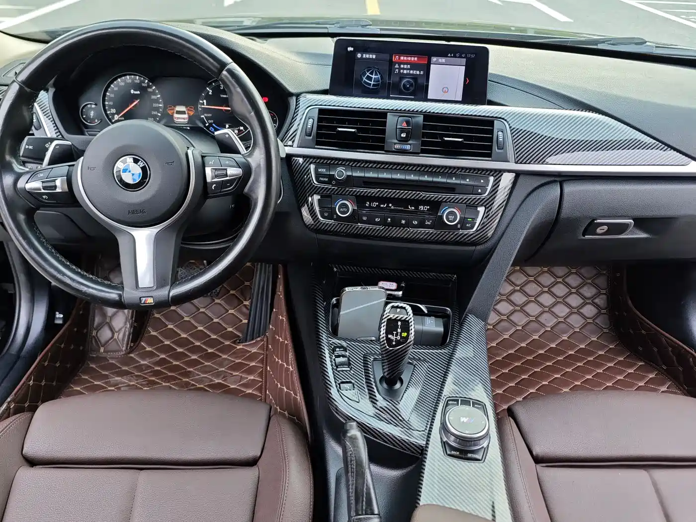 BMW 3 Series 2019 320Li M Sport Black Night Edition фото 12
