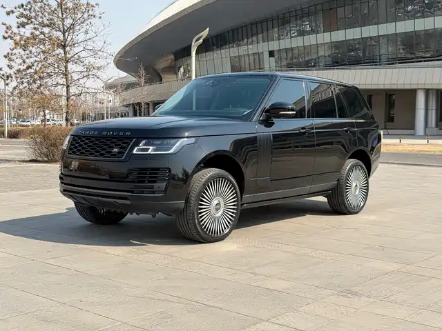 Land Rover Range Rover 2022 3.0 L6 360PS Golden Age Edition