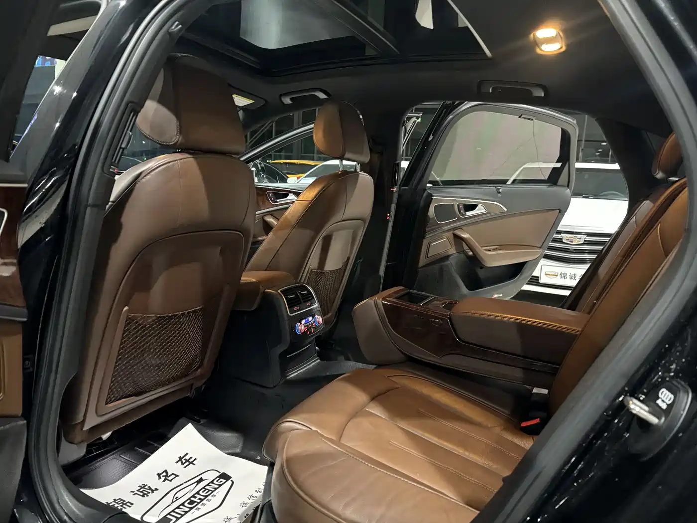 Audi A6L 2018 30th Anniversary 45 TFSI quattro Sport фото 9