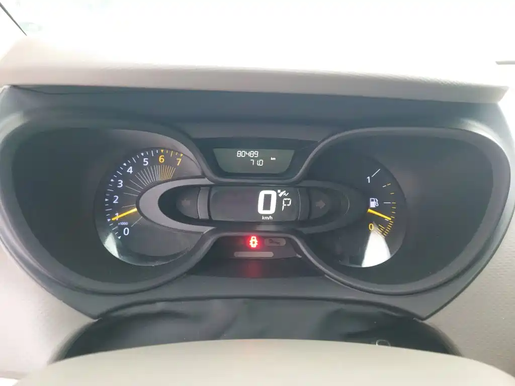Фото 9 - Renault Captur