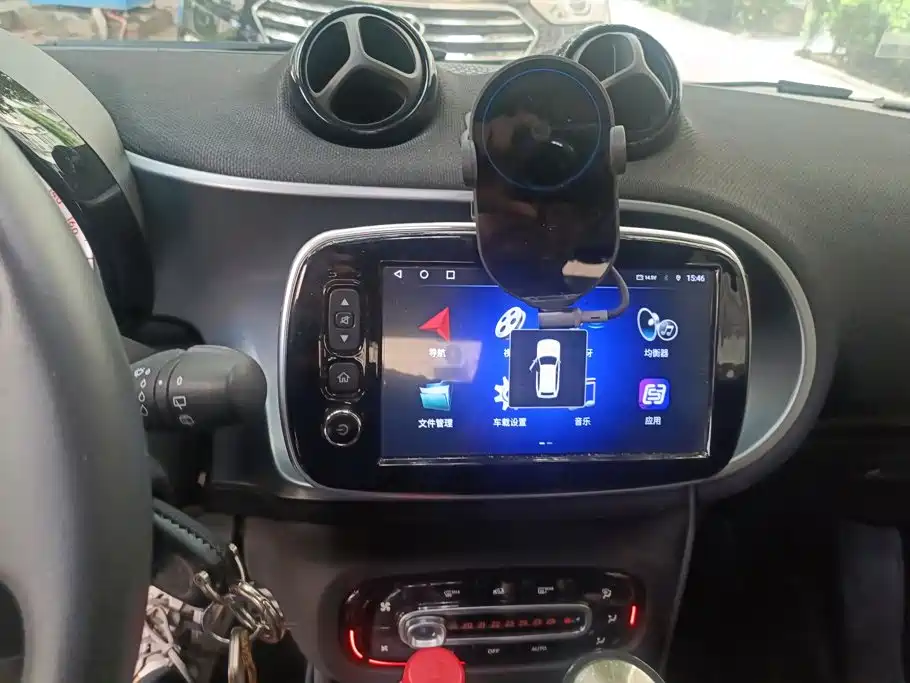smart fortwo 2019 2019 0.9T 66kW Hardtop Wind Edition China VI