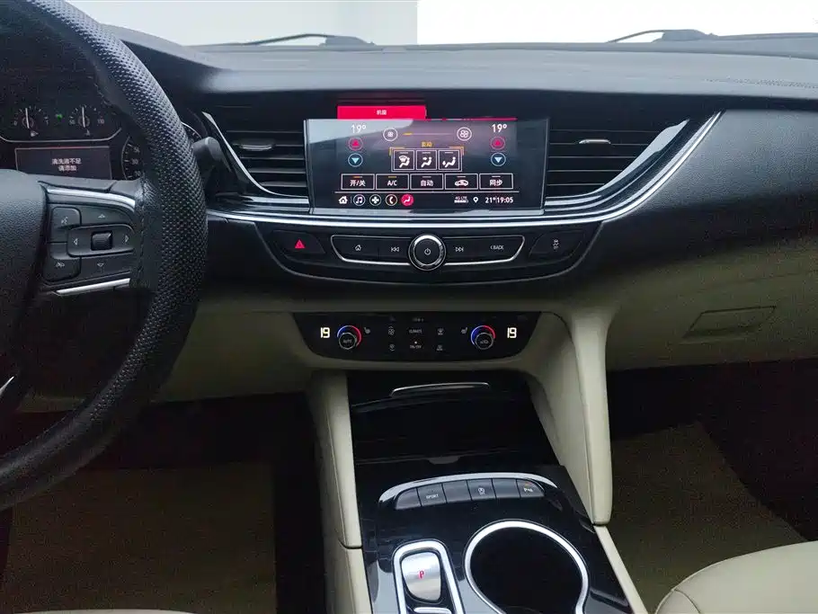 BUICK REGAL