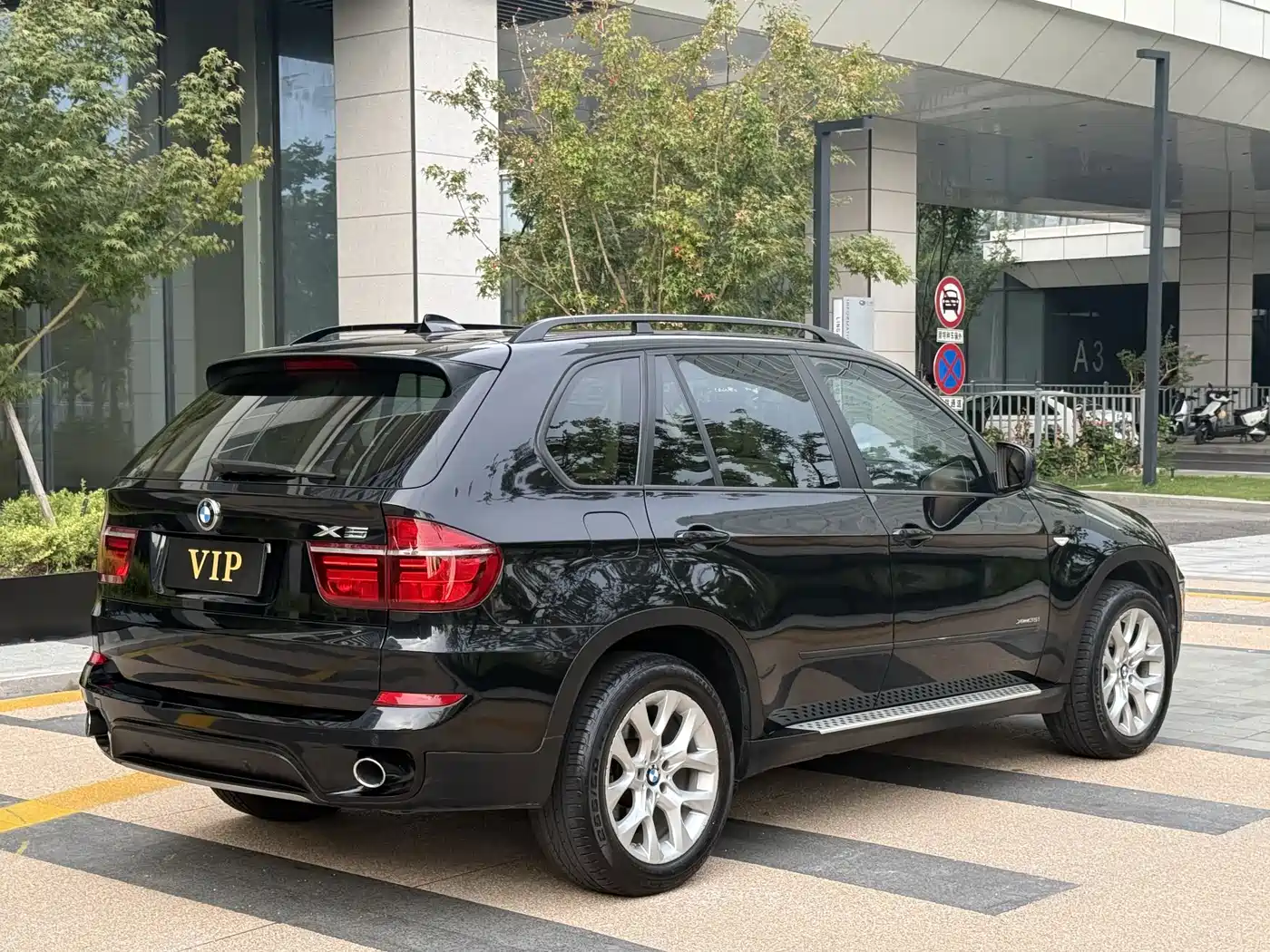 BMW X5 (Import) 2010
