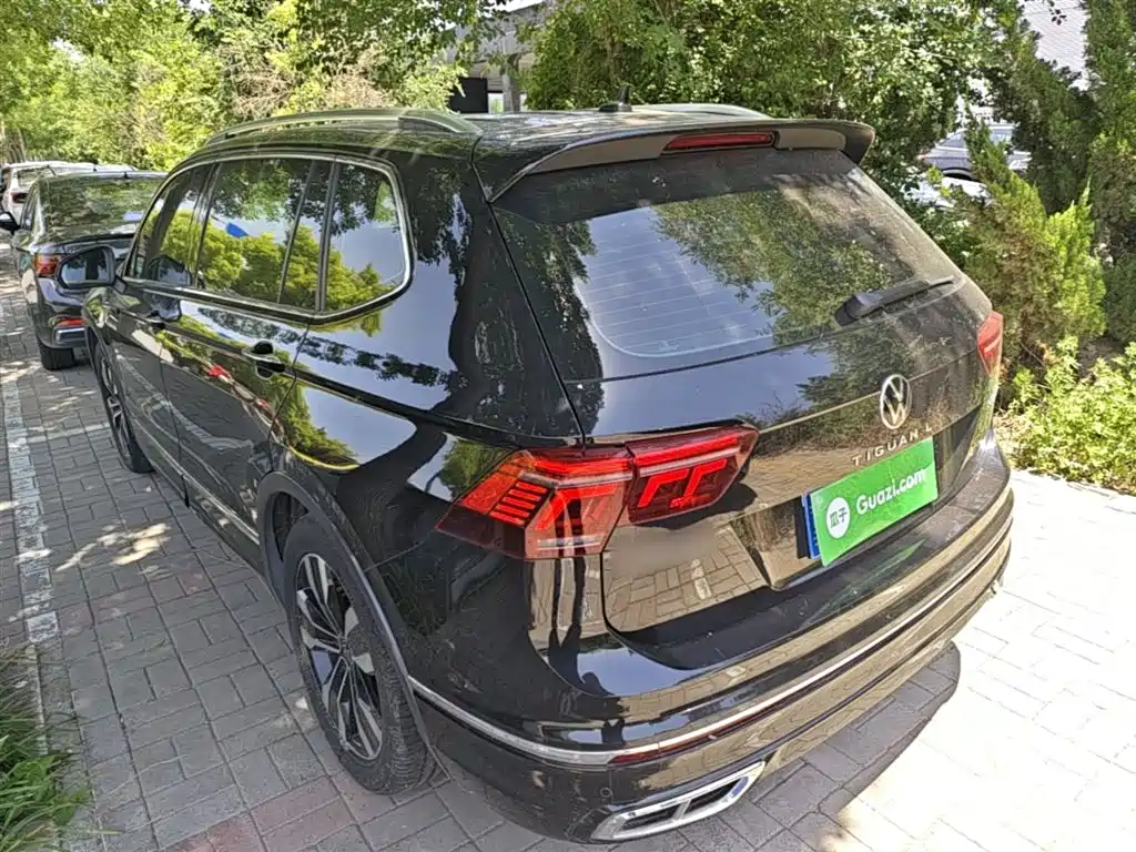 Volkswagen Tiguan L 2023 330TSI Auto 2WD R-Line Premium Edition фото 5