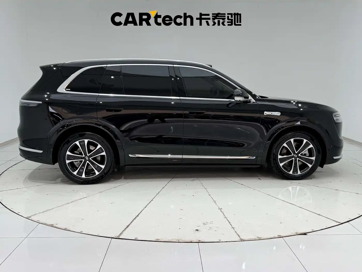 AITO Wenjie AITO M7 2026 Extended Range Ultra AWD 5-Seater фото 9