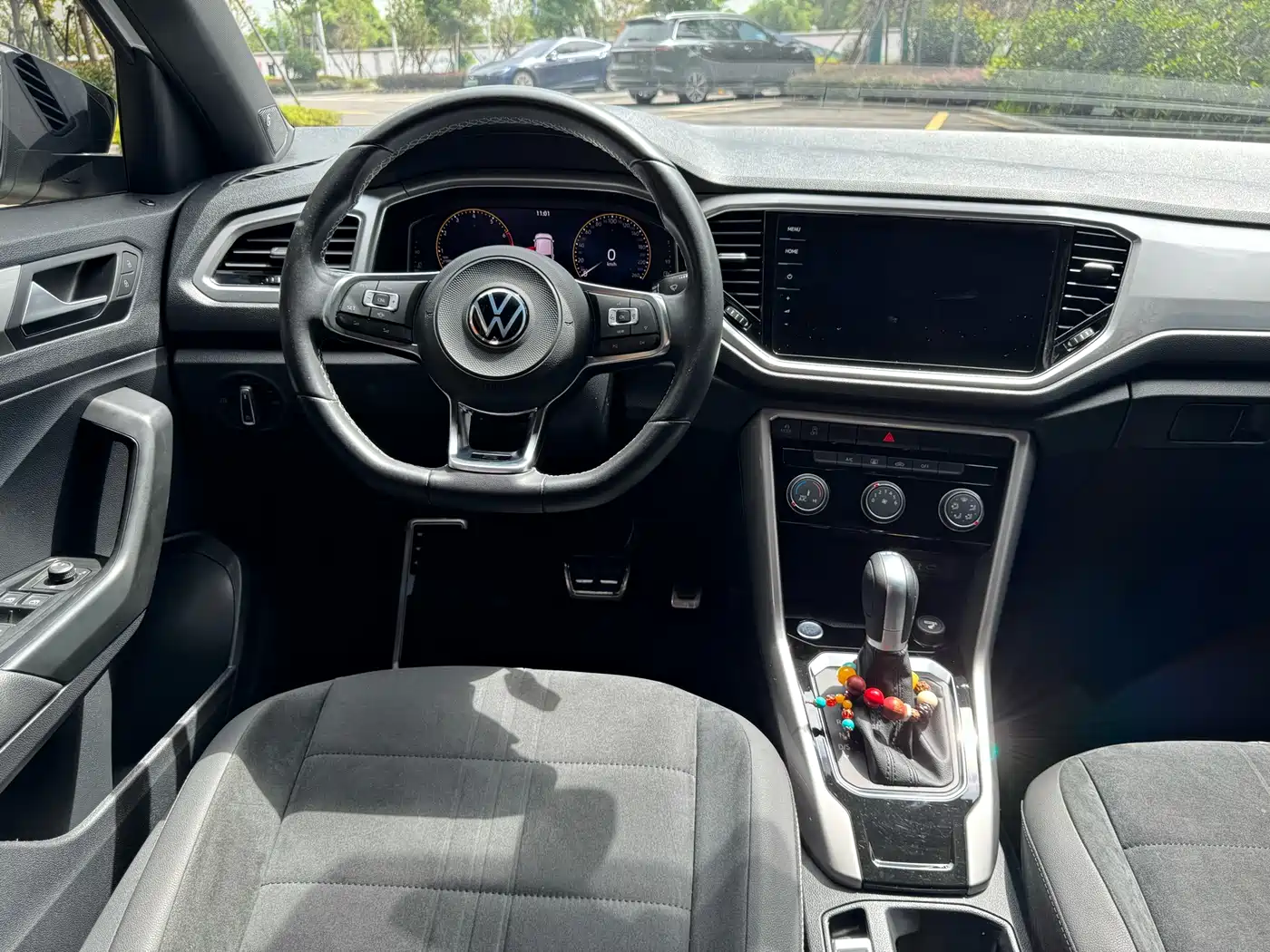 Volkswagen T-ROC 2022 280TSI DSG 2WD R-Line Pro PLUS фото 6