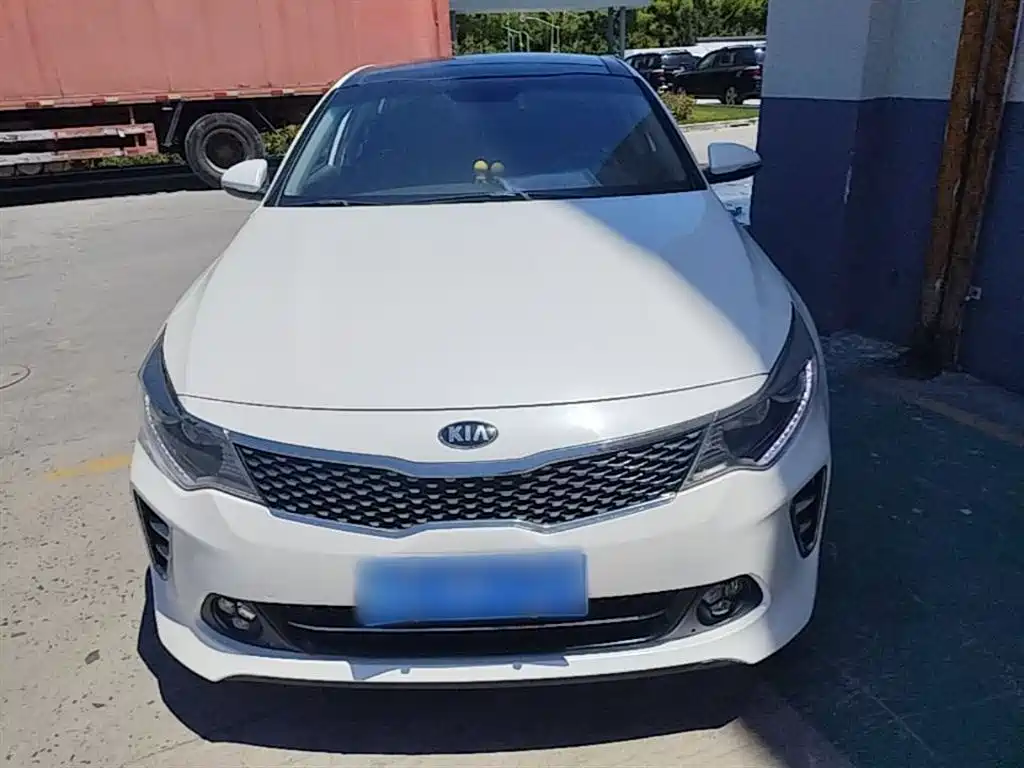 Kia K5 2016 1.6T Automatic LUX фото 3