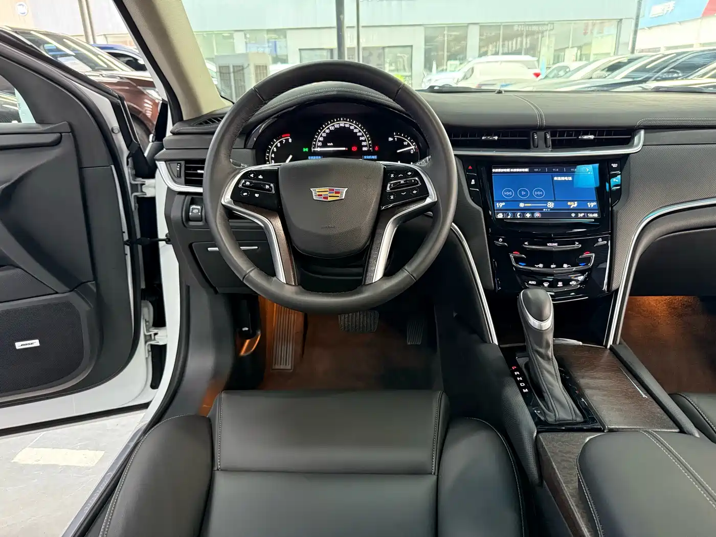 Cadillac XTS 2018 28T Technology фото 12