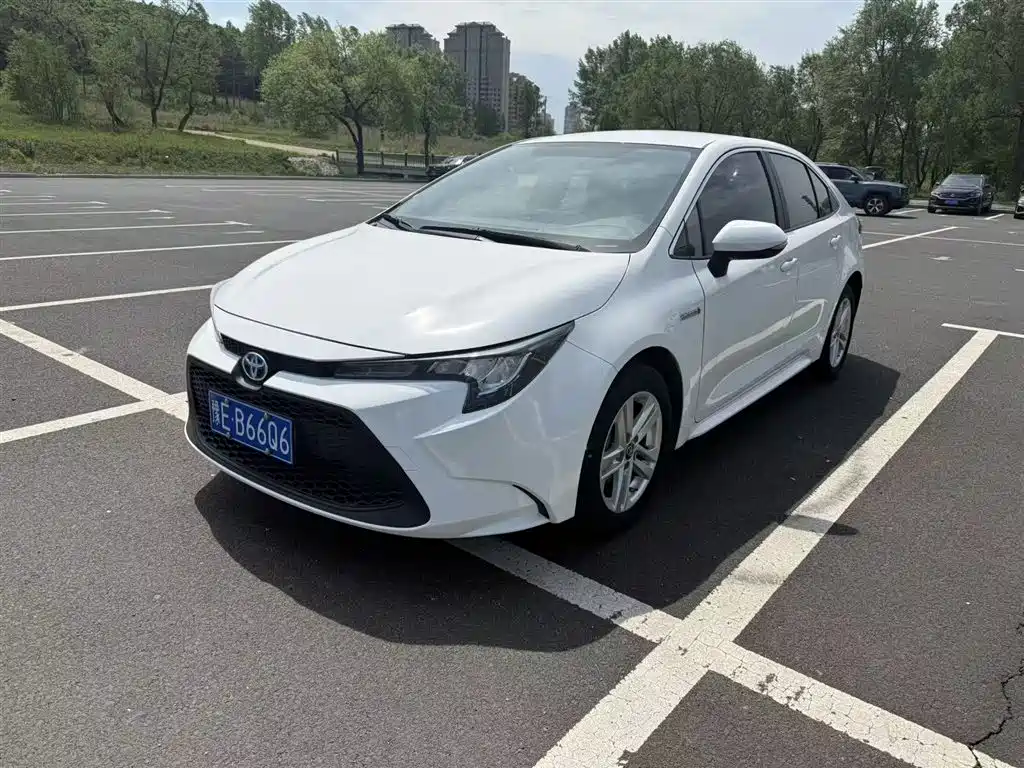 Toyota Levin 2021 Dual Hybrid 1.8H E-CVT Leading Edition