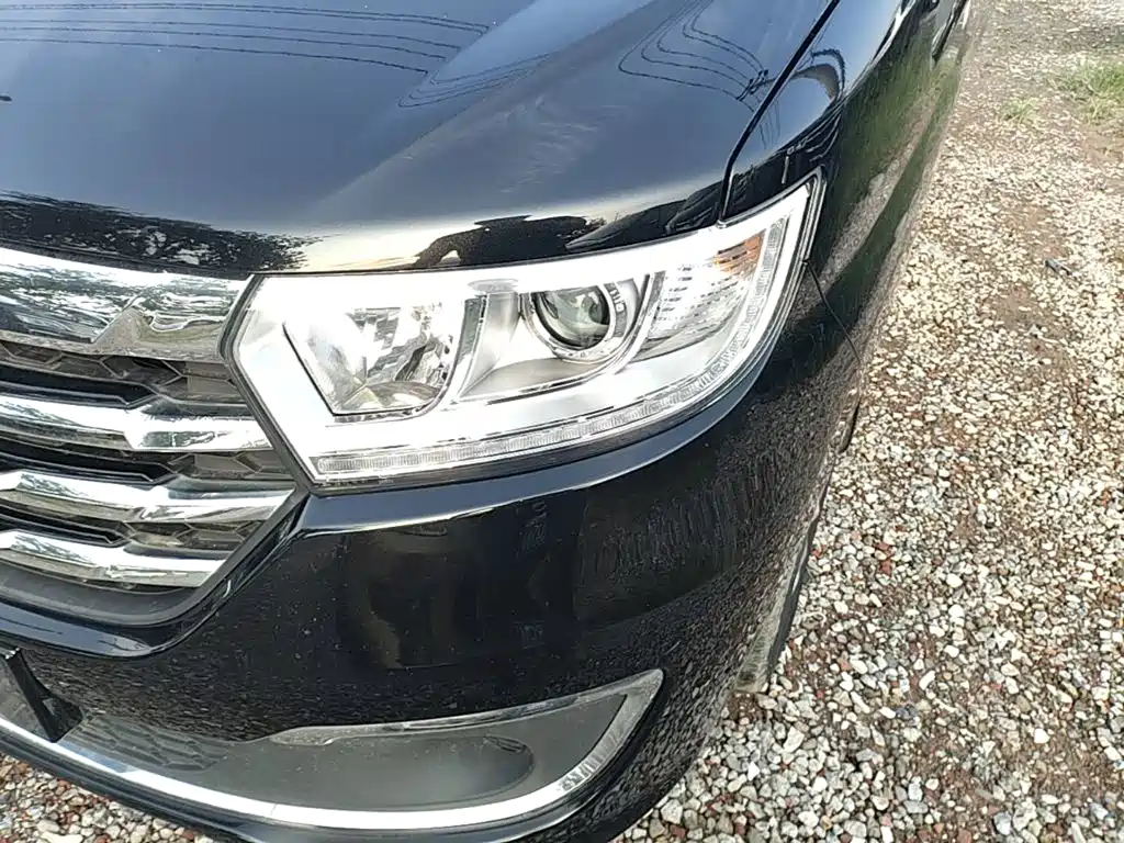 JAC Refine M3 2023 2022 PLUS IKEA Edition 1.8L Comfort Model