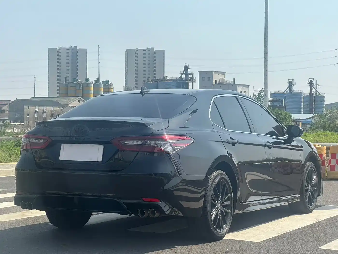 Toyota Camry 2023 2.0S Knight Edition фото 3