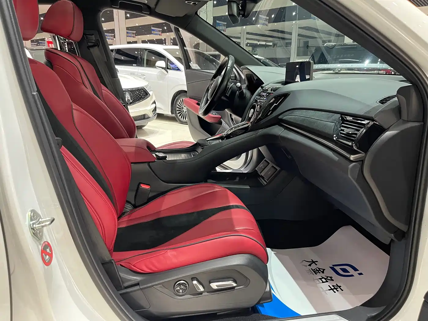 Acura RDX 2020 2.0T Exclusive A-Spec Sport фото 10