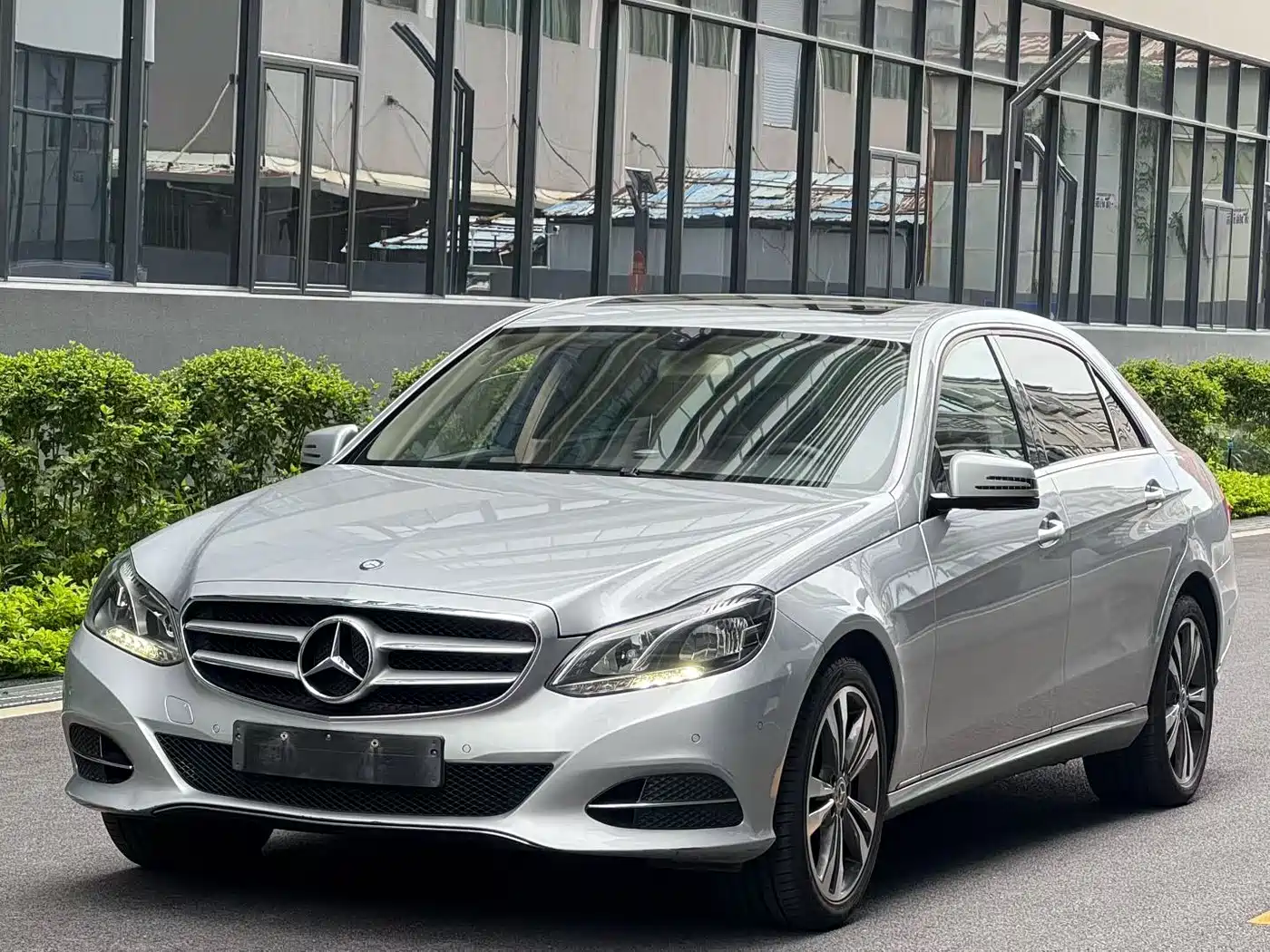 Mercedes-Benz E-Class 2014 E 260 L Sport
